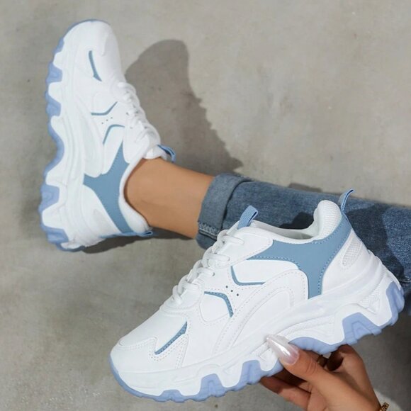 2025 New Style! Colorblocked Lace-Up Low-Top Sneakers, Lightweight And Versatile - Picture 3 of 6